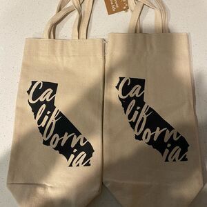 NWT California canvas wine bags set of 2